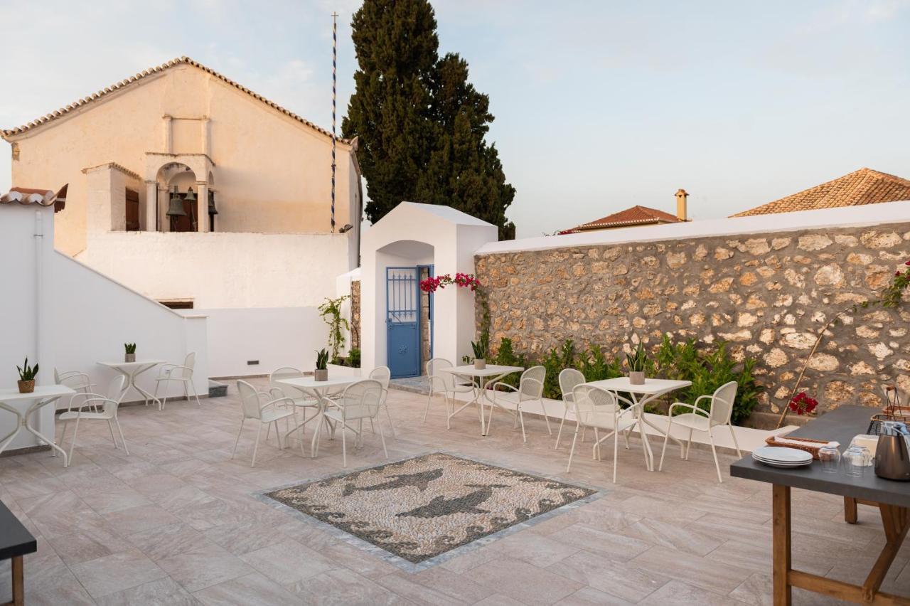 Lumiere Spetses Hotel Exterior photo